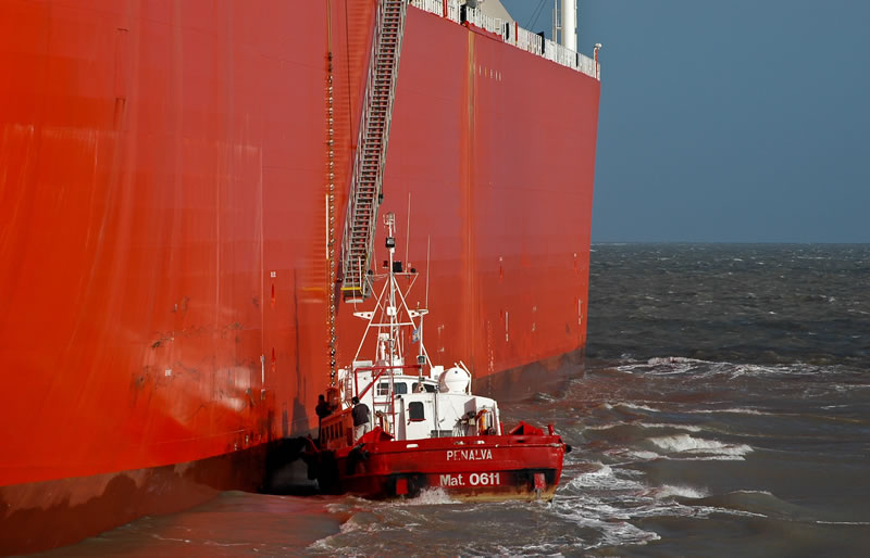 Lancha PENALVA -  ESEM - http://www.esempilots.com.ar